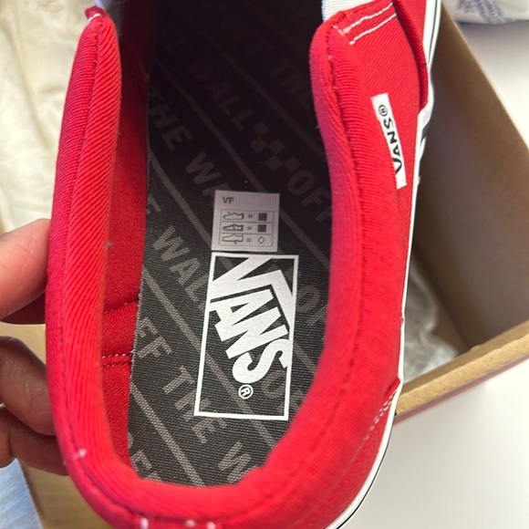 Vans Red Checkerboard Men’s Shoes - Picture 3 of 9